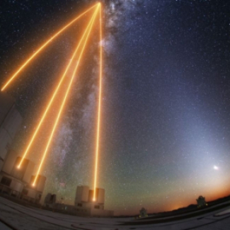 GRAVITY+ : quatre étoiles lasers inaugurent une nouvelle ère pour l'interférométrie au Very Large Telescope